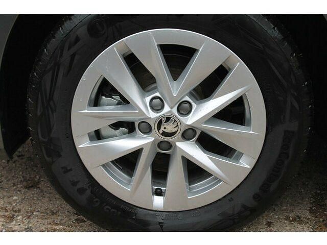 Neu Skoda Fabia 116 PS (85 kW) 2025 Grau metallic Kleinwagen