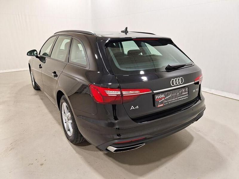 Gebraucht Audi A4 Ambiente 163 PS (119 kW) 2023 Mythosschwarz metallic Limousine