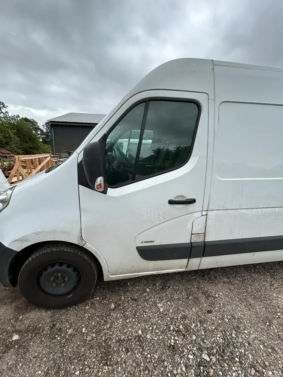Gebraucht Opel Movano 131 PS (96 kW) 2019 Weiß Van / Kleinbus