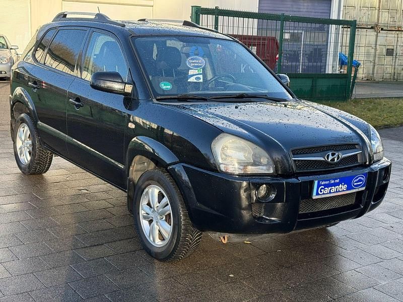 Second-hand Hyundai Tucson GLS 141 CP (103 kW) 2009 Negru SUV
