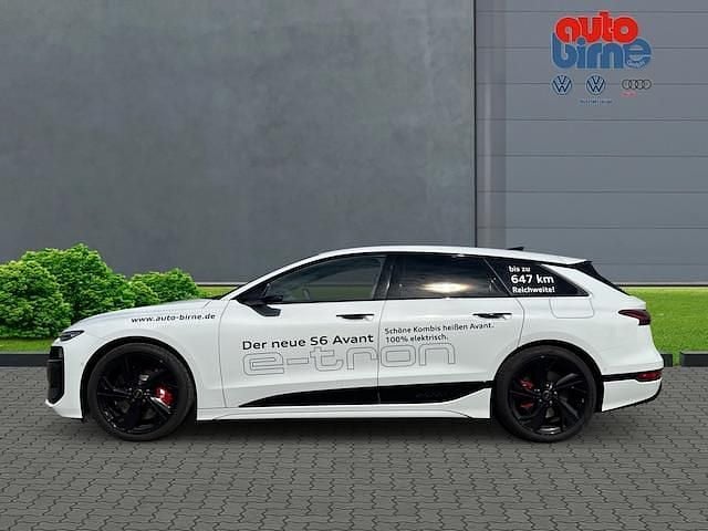 Gebraucht Audi e-tron Ambiente 369 kW (503 PS) 2025 Gletscherweiß metallic SUV