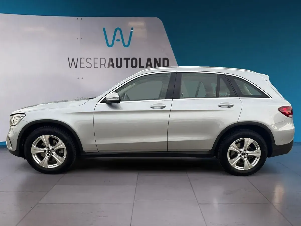 Gebraucht Mercedes GLC200 163 PS (119 kW) 2022 Hightechsilber metallic SUV