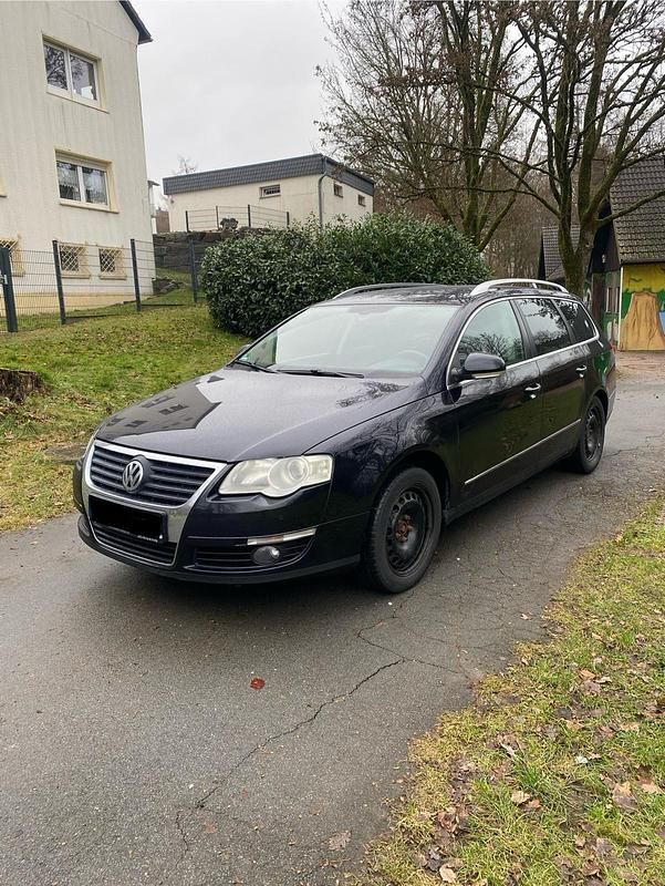 Schwarz Gebraucht 2008 VW Passat Kombi | 2.100 € (Guter Preis) - Bild 1/4