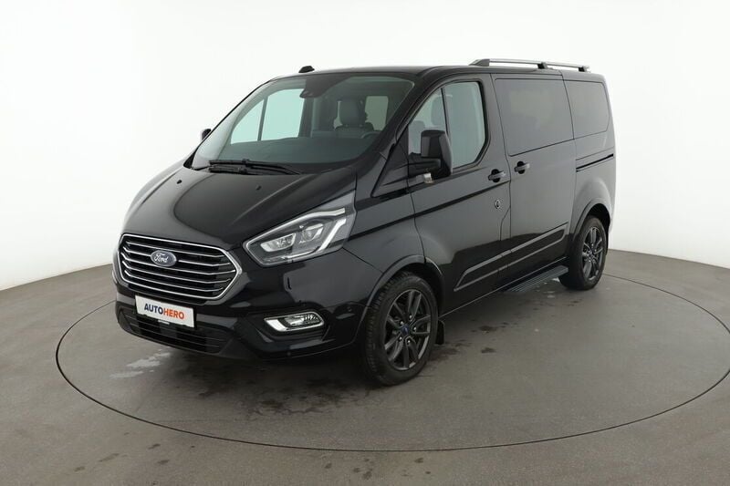 Schwarz Gebraucht 2021 Ford Tourneo Custom Titanium X Van / Kleinbus | 36.860 € (Fairer Preis) - Bild 1/4