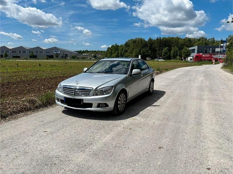 Gebraucht Mercedes C200 184 PS (135 kW) 2008 Silber Limousine