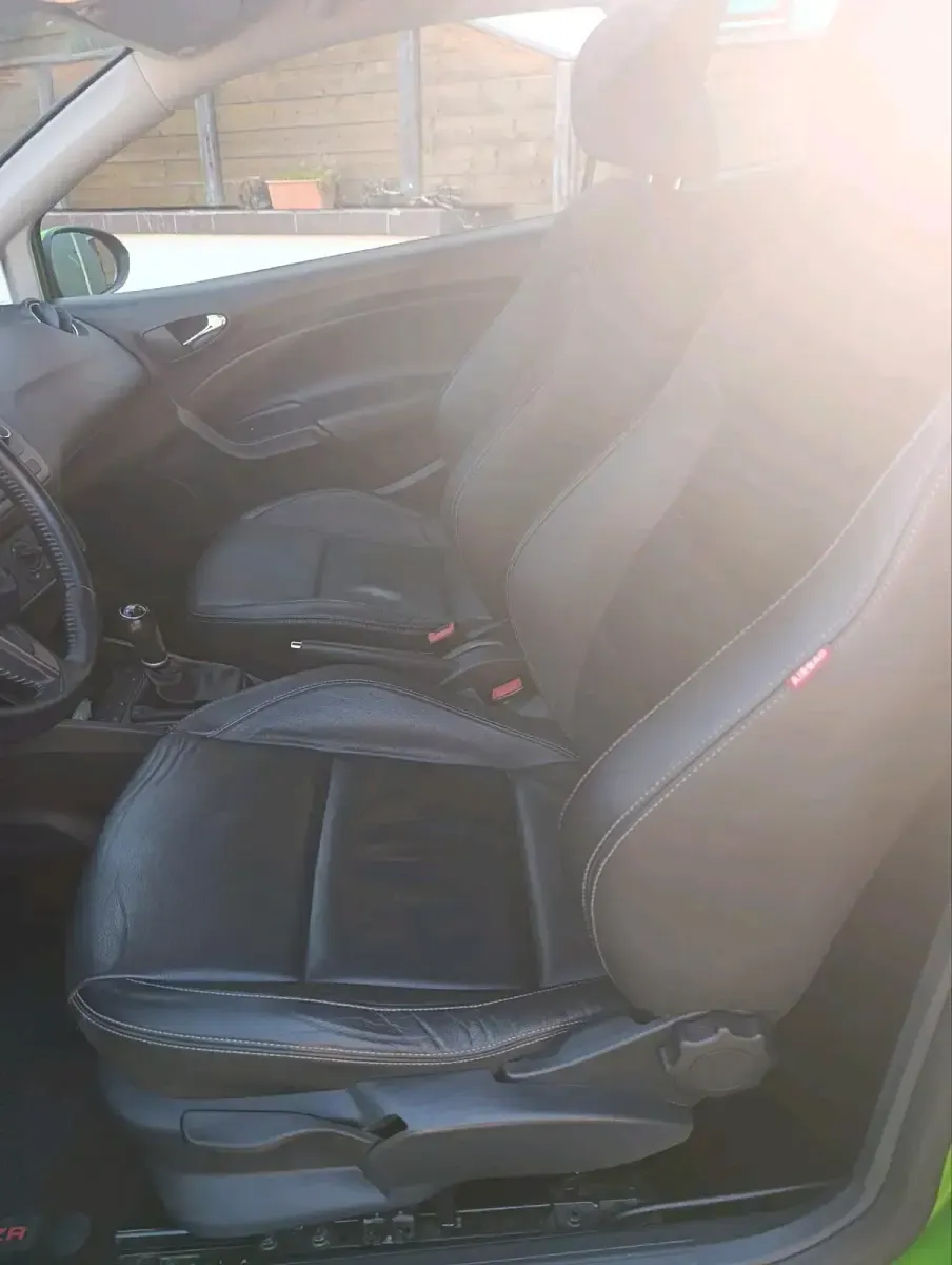 Gebraucht Seat Ibiza 105 PS (77 kW) 2013 Grün Kleinwagen