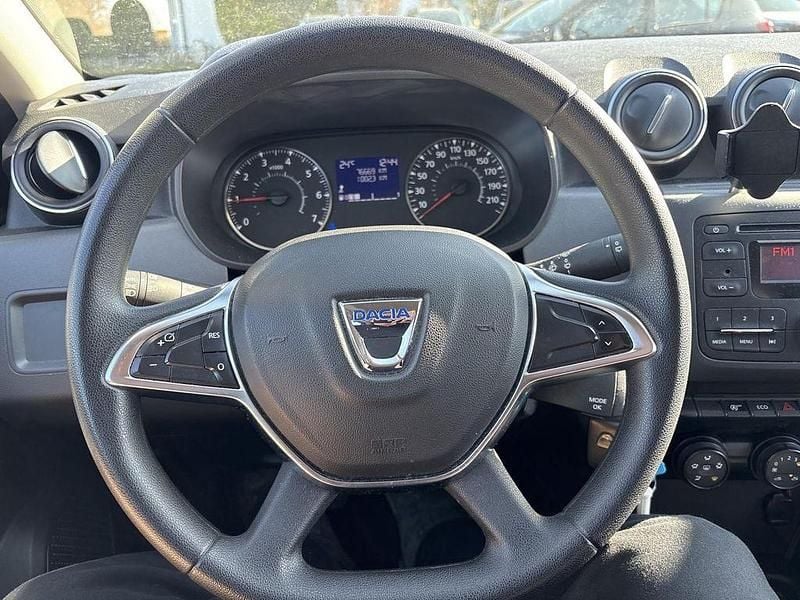 Gebraucht Dacia Duster 114 PS (83 kW) 2019 Weiß SUV