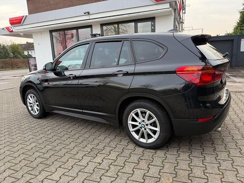 Gebraucht BMW X1 Advantage 150 PS (110 kW) 2018 Schwarz SUV