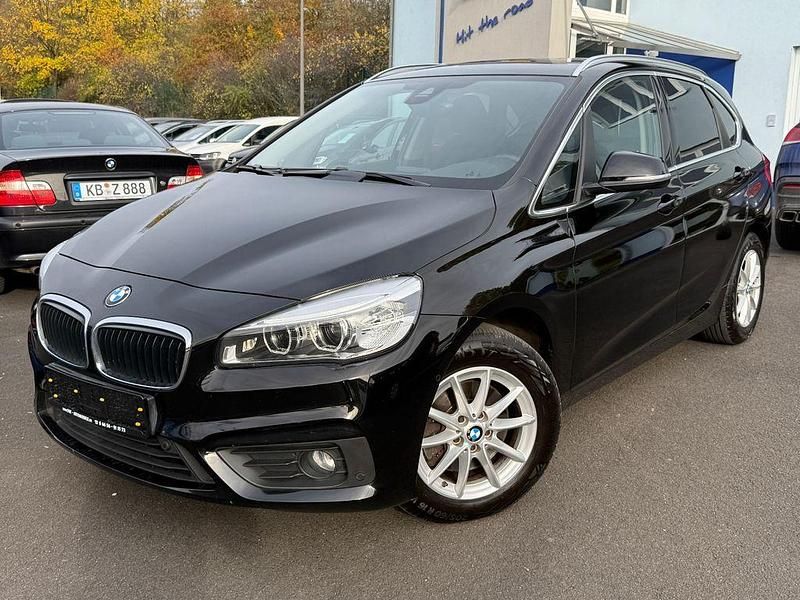 Schwarz Gebraucht 2015 BMW 218 Active Tourer Advantage Van / Kleinbus | 7.900 € (Fairer Preis) - Bild 1/4