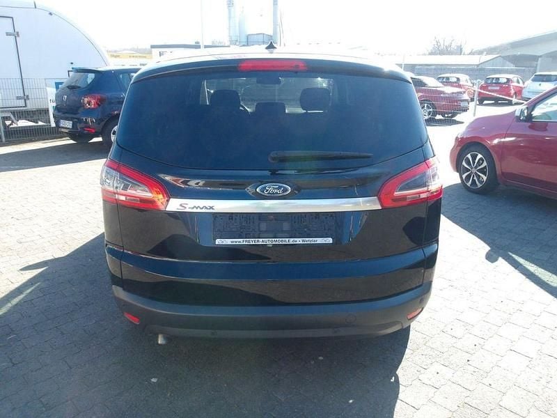 Gebraucht Ford S-MAX Titanium 160 PS (117 kW) 2011 Schwarz Van / Kleinbus