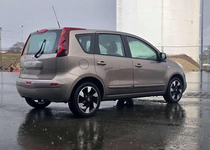 Gebraucht Nissan Note I-Way 88 PS (64 kW) 2012 Cafe latte (m) Van / Kleinbus