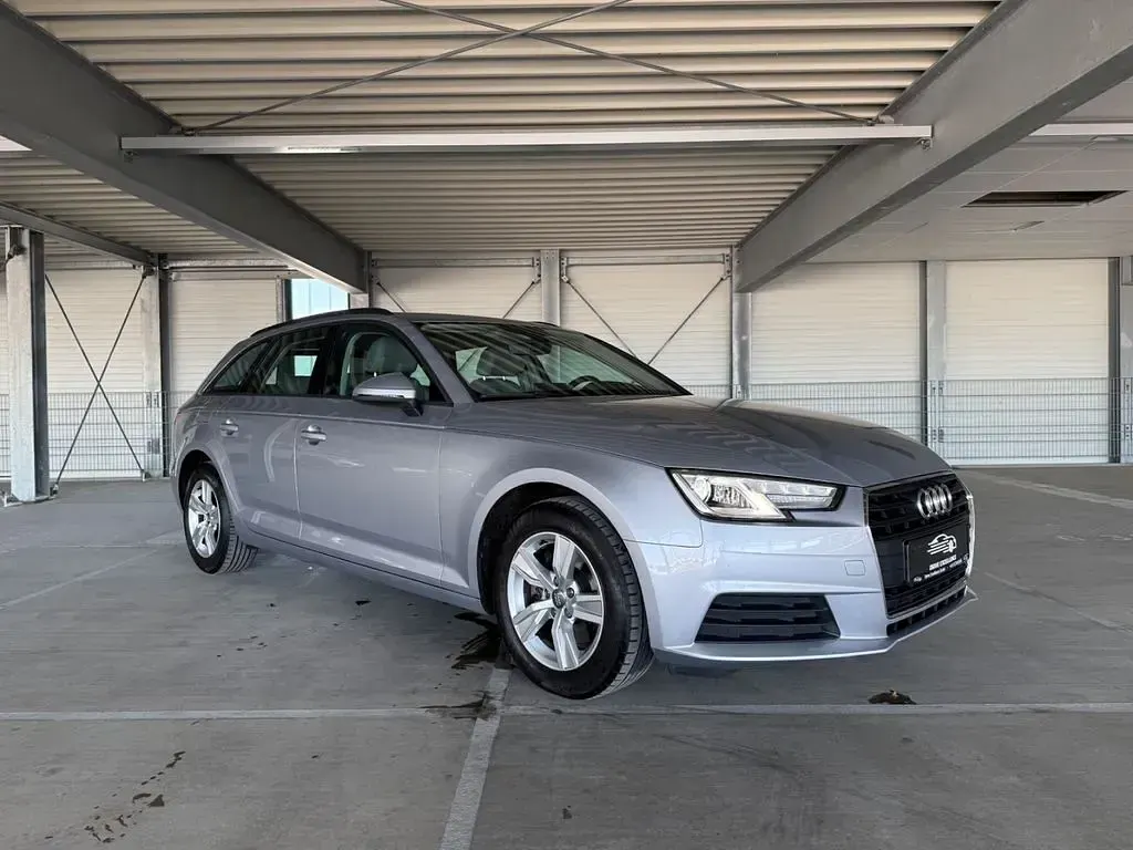 Gebraucht Audi A4 Comfort 150 PS (110 kW) 2016 Silber Kombi