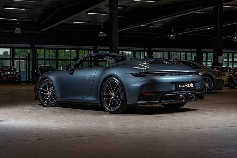 Gebraucht Porsche 911 485 PS (356 kW) 2025 Grau Cabrio