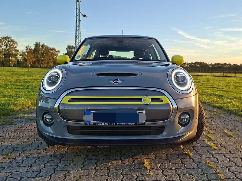 Gebraucht Mini Cooper SE 135 kW (184 PS) 2020 Grau Kleinwagen