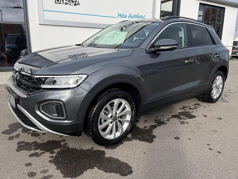 Neu VW T-Roc Life 150 PS (110 kW) 2025 Indiumgrau metallic SUV
