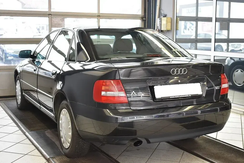 Occasion Audi A4 101 ch (74 kW) 1999 Noir Berline