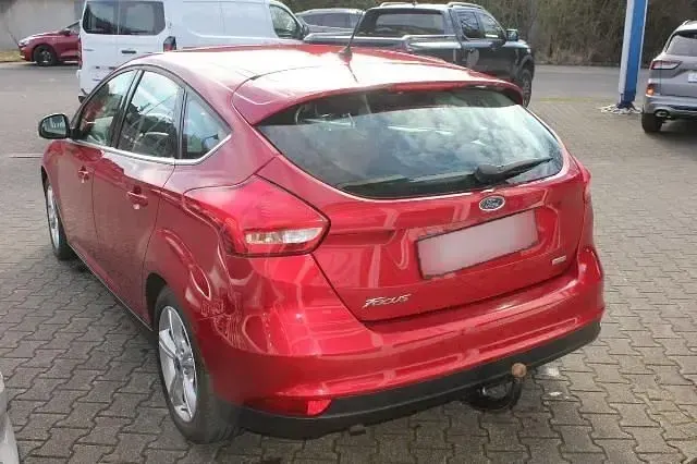 Gebraucht Ford Focus Sport 125 PS (91 kW) 2015 Rot metallic
