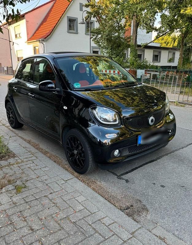 Schwarz Gebraucht 2015 Smart ForFour Kleinwagen | 7.200 € (Fairer Preis) - Bild 1/4