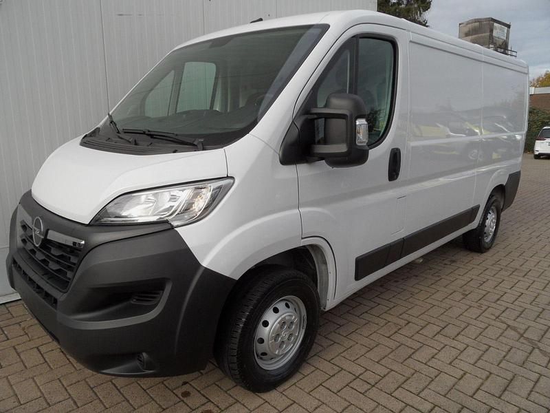 Gebraucht Opel Movano Edition 140 PS (102 kW) 2024 Weiß Van