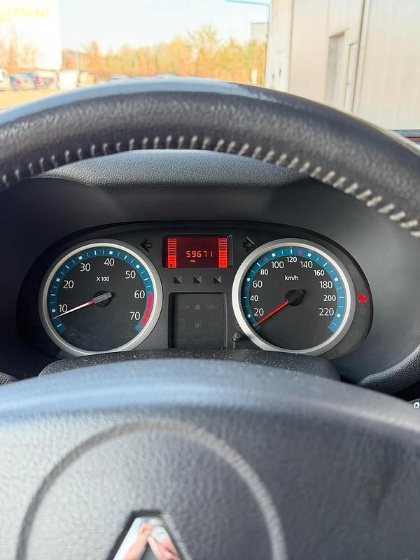 Gebraucht Renault Clio II 58 PS (42 kW) 2007 Blau Kleinwagen