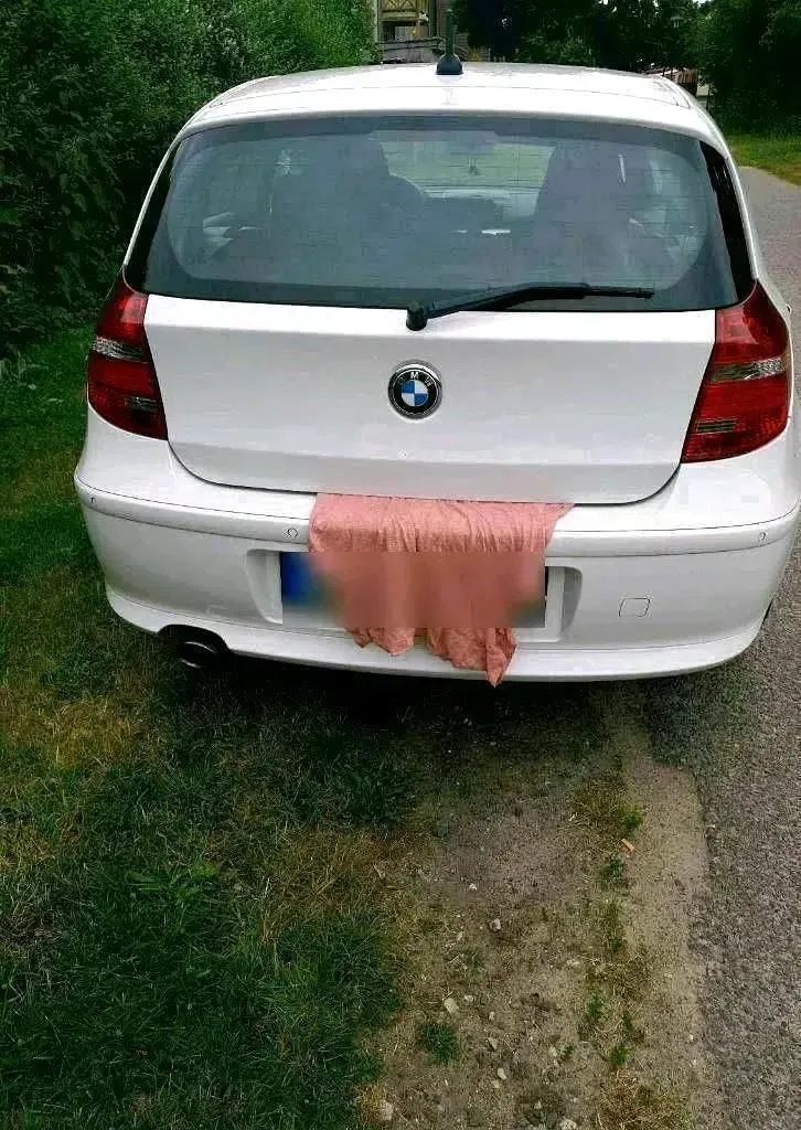 Gebraucht BMW 116 122 PS (89 kW) 2012 Weiß Kleinwagen