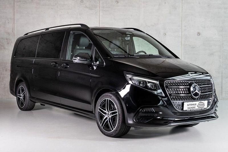 Obsidianschwarz Neu 2025 Mercedes V300 Van / Kleinbus | 117.810 € - Bild 1/4