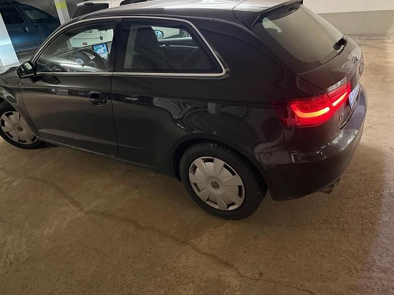 Gebraucht Audi A3 125 PS (91 kW) 2014 Braun Limousine