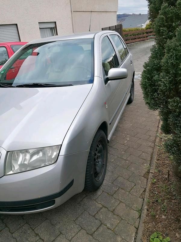 Gebraucht Skoda Fabia 75 PS (55 kW) 2004 Silber Kleinwagen