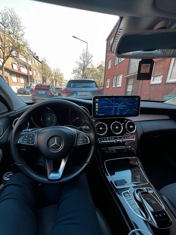 Gebraucht Mercedes C220 175 PS (128 kW) 2014 Schwarz Limousine
