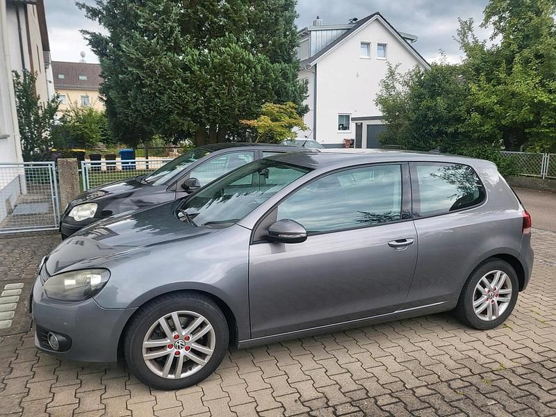 Gebraucht VW Golf Highline 160 PS (117 kW) 2010 Grau Limousine