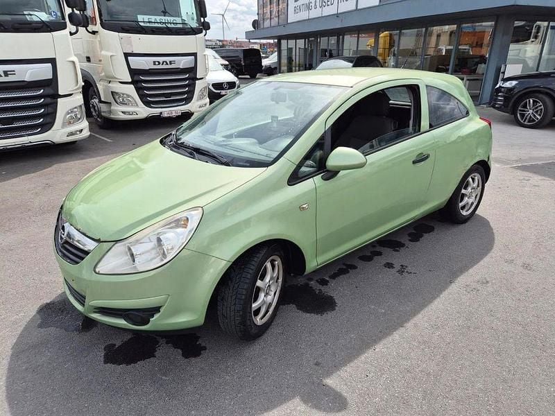 Second-hand Opel Corsa Eco 69 CP (50 kW) 2011 Verde Hatchback
