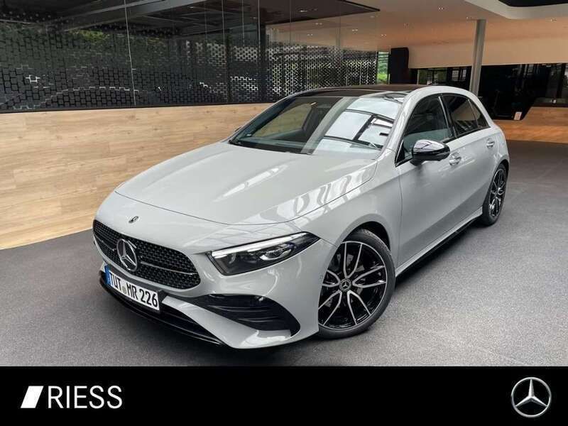 Manufaktur lack manufaktur alp Gebraucht 2025 Mercedes A220 Premium Limousine | 44.445 € (Teuer) - Bild 1/4