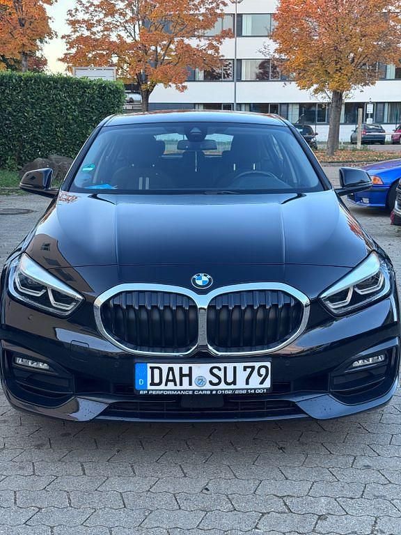 Gebraucht BMW 118 Sport Line 150 PS (110 kW) 2020 Schwarz Kleinwagen