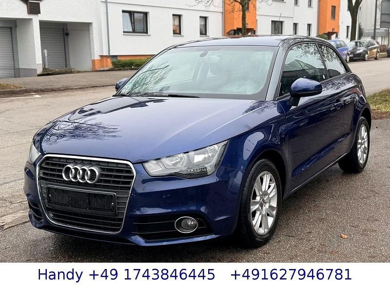 Gebraucht Audi A1 Attraction 90 PS (66 kW) 2013 Blau Kleinwagen