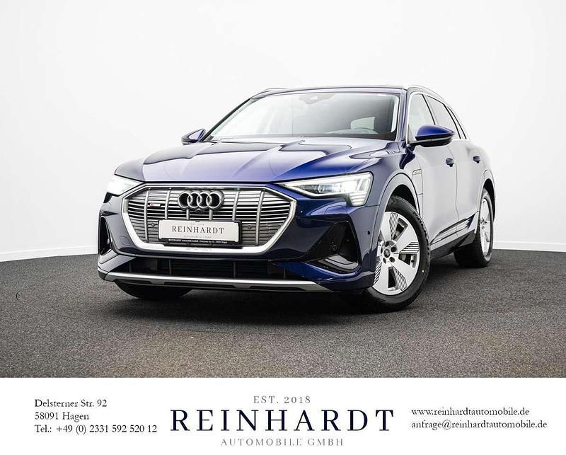 Navarrablau metallic Gebraucht 2020 Audi e-tron S-Line SUV | 32.335 € (Superpreis) - Bild 1/3
