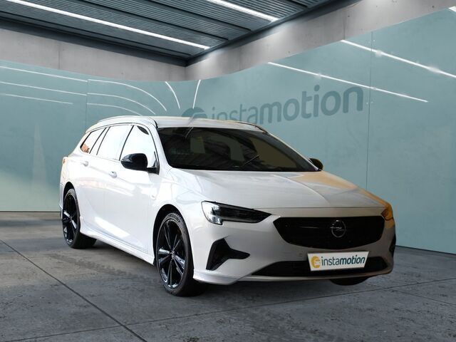 Weiß Gebraucht 2022 Opel Insignia Ultimate Kombi | 36.350 € - Bild 1/2