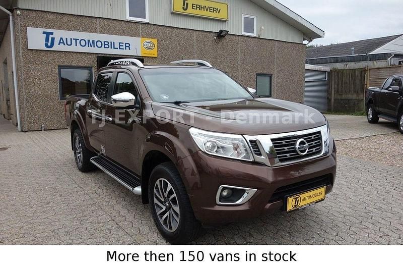 Braun Gebraucht 2016 Nissan Navara Tekna Abholung | 16.249 € - Bild 1/4