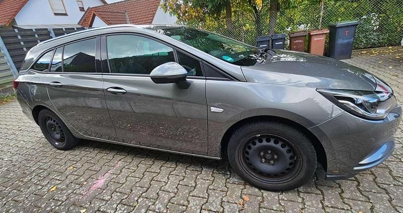 Gebraucht Opel Astra Active 150 PS (110 kW) 2017 Grau Kombi