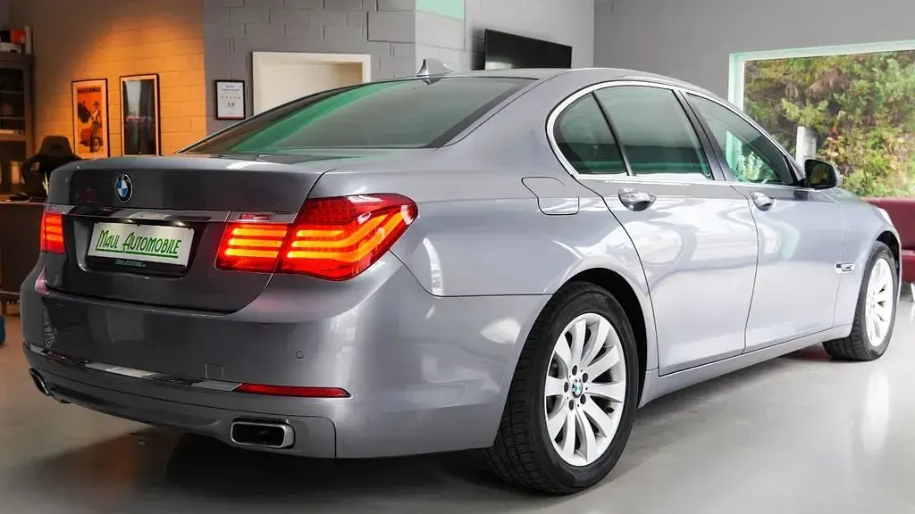 Occasion BMW 740 313 ch (230 kW) 2014 Gris Berline