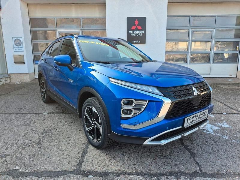 Gebraucht Mitsubishi Eclipse Cross Plus 98 PS (72 kW) 2024 Blau SUV