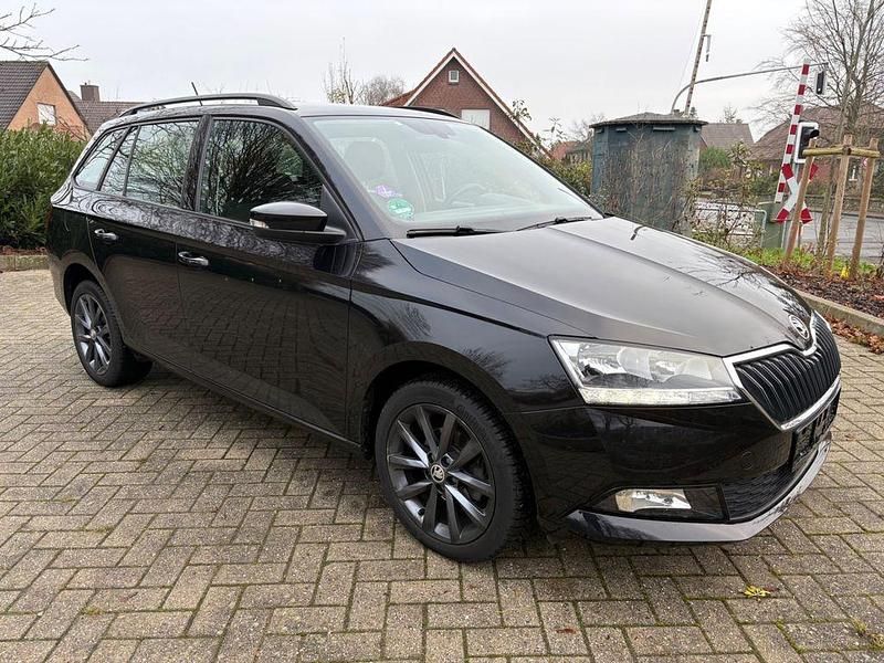 Schwarz Gebraucht 2019 Skoda Fabia Soleil Kombi | 6.800 € (Superpreis) - Bild 1/4