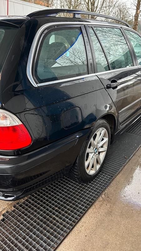Gebraucht BMW 320 150 PS (110 kW) 2005 Kombi