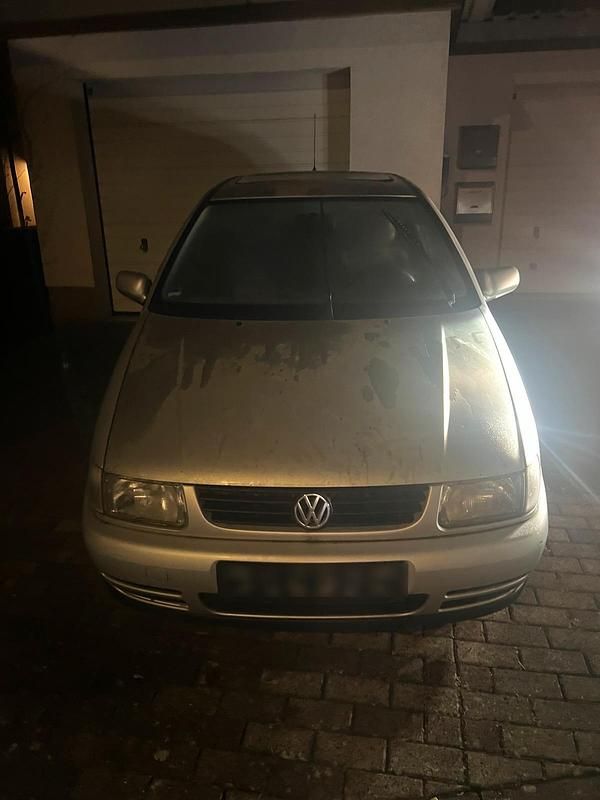 Silber Gebraucht 1998 VW Polo Kleinwagen | 850 € (Fairer Preis) - Bild 1/4
