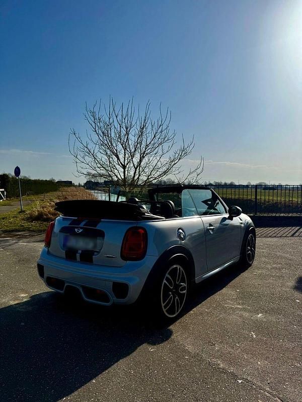 Gebraucht Mini John Cooper Works 231 PS (169 kW) 2016 Kleinwagen