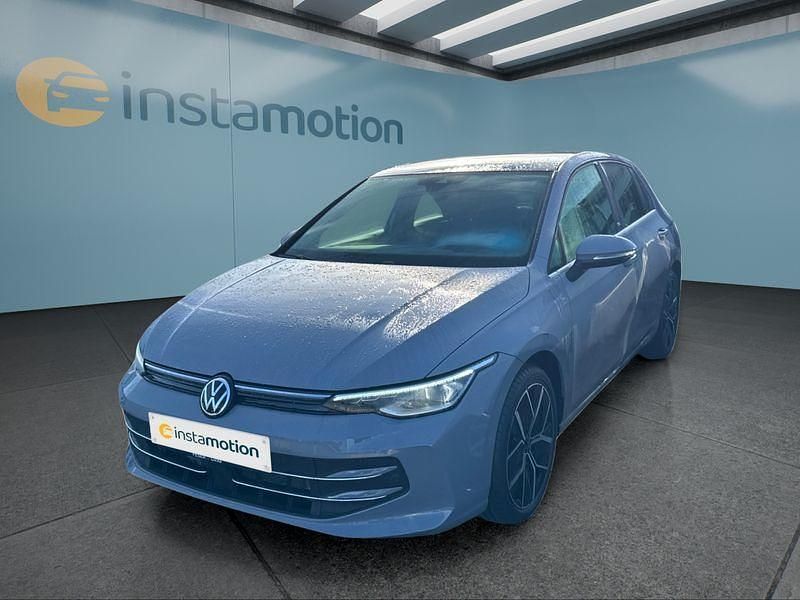 Grau Gebraucht 2024 VW Golf VIII Kleinwagen | 31.749 € (Teuer) - Bild 1/4