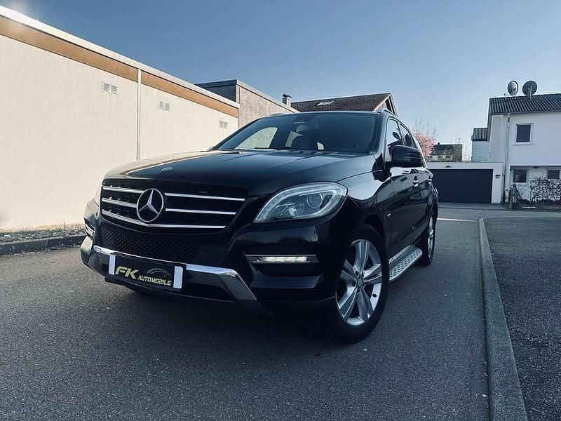 Gebraucht Mercedes ML350 306 PS (225 kW) 2013 Schwarz SUV