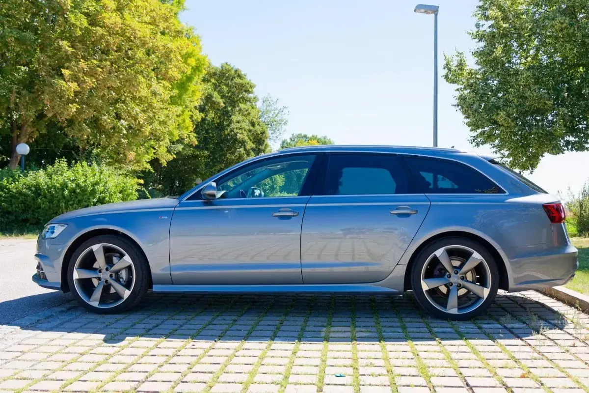 Gebraucht Audi A6 Sport 190 PS (139 kW) 2018 Grau Kombi