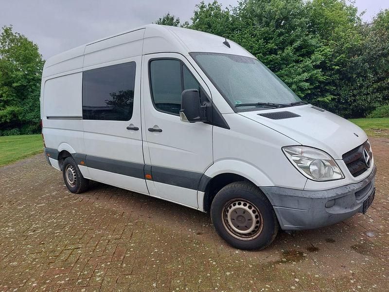 Gebraucht Mercedes Sprinter 129 PS (94 kW) 2012 Weiß Van