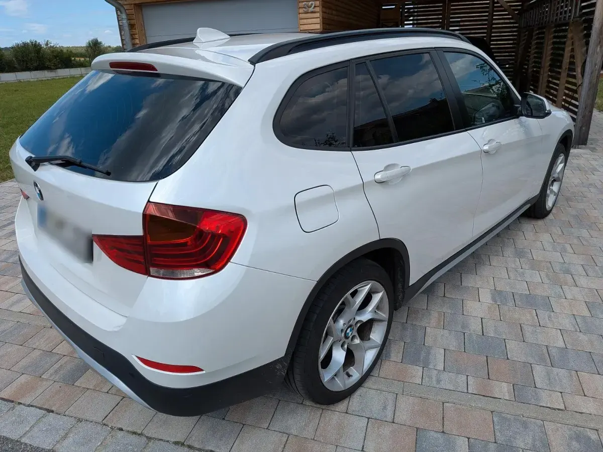 Gebraucht BMW X1 180 PS (132 kW) 2014 Weiß SUV