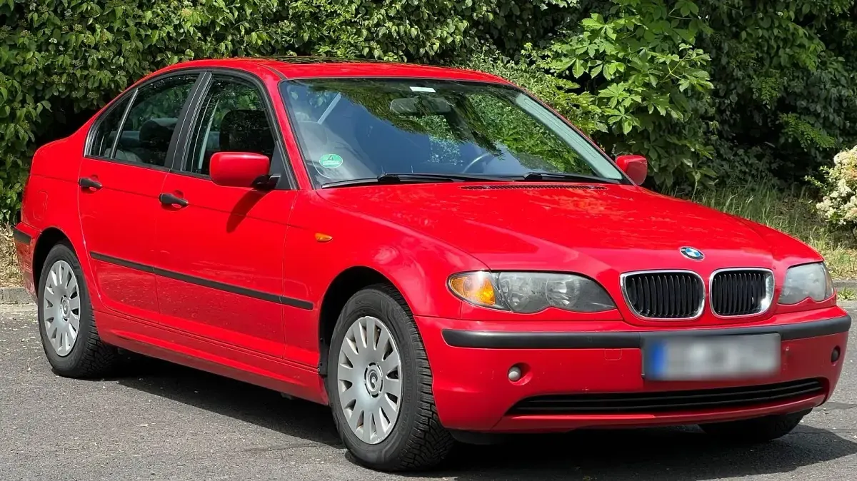 Gebraucht BMW 316 116 PS (85 kW) 2003 Rot Limousine